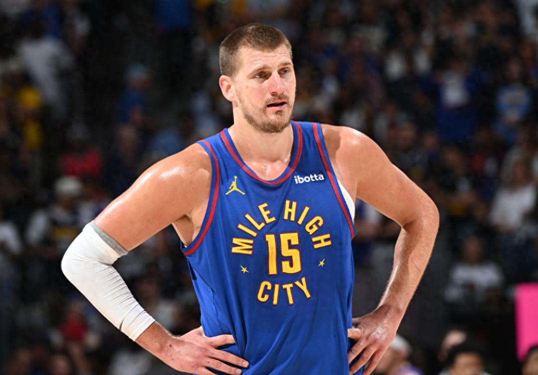 开云体育官网-关于国际比赛日NBA季后赛焦点战；阿斯顿维拉篮板制胜；态度坚定；训练强度明显提升的信息